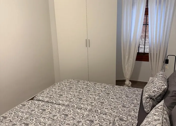 Americas With Pool View